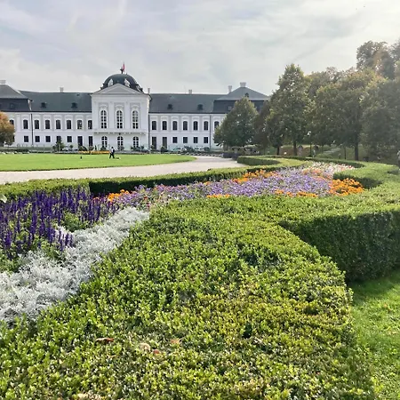 Appartement Old Town - 2 Bedrooms, Self Check-in Bratislava